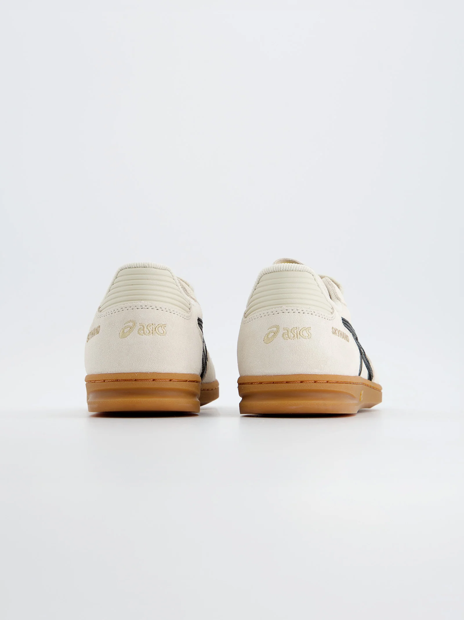 Zapatillas Asics Skyhand Beige - Image 4