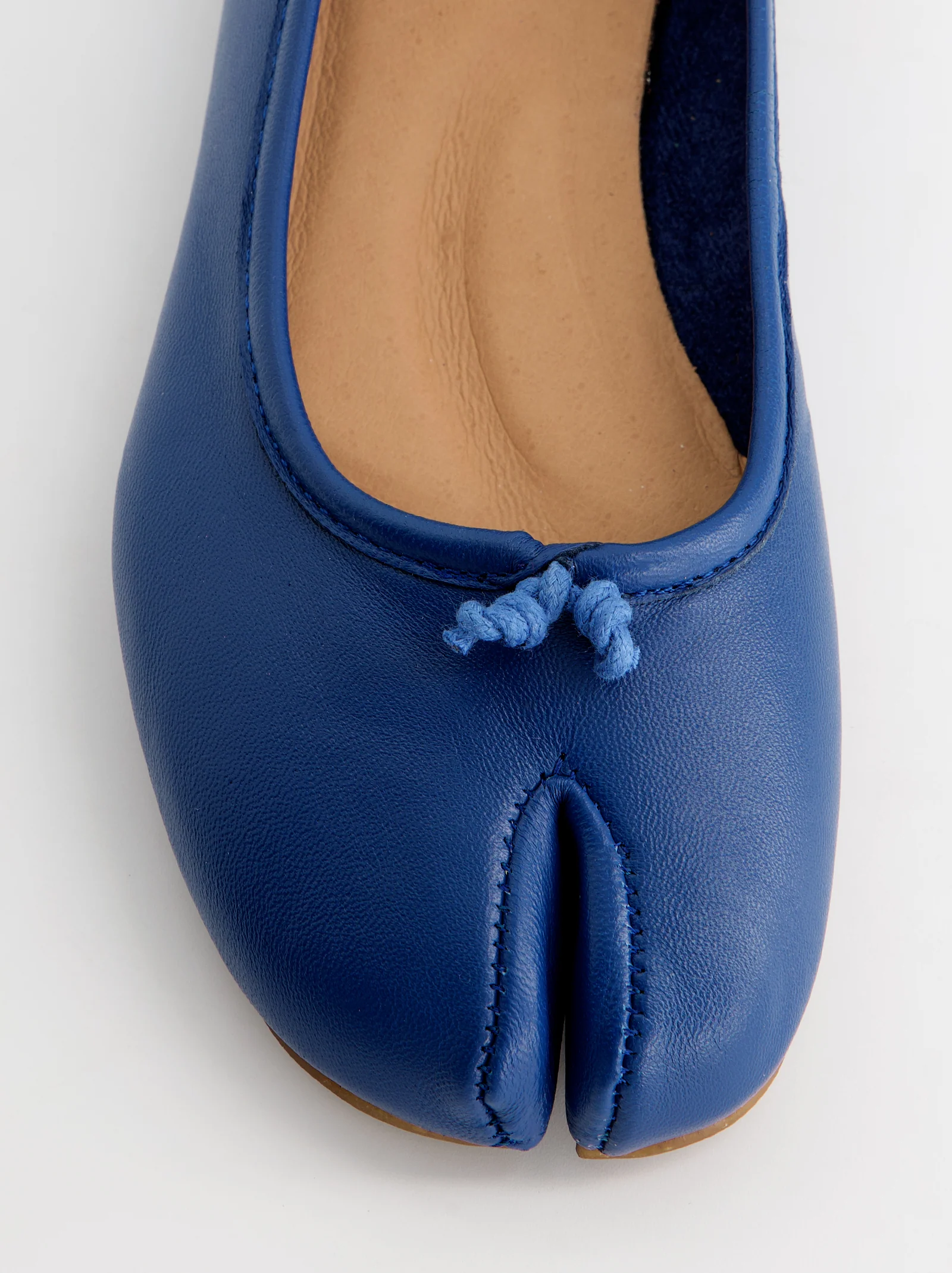 Bailarinas tabi de piel azules - Karva - Image 4