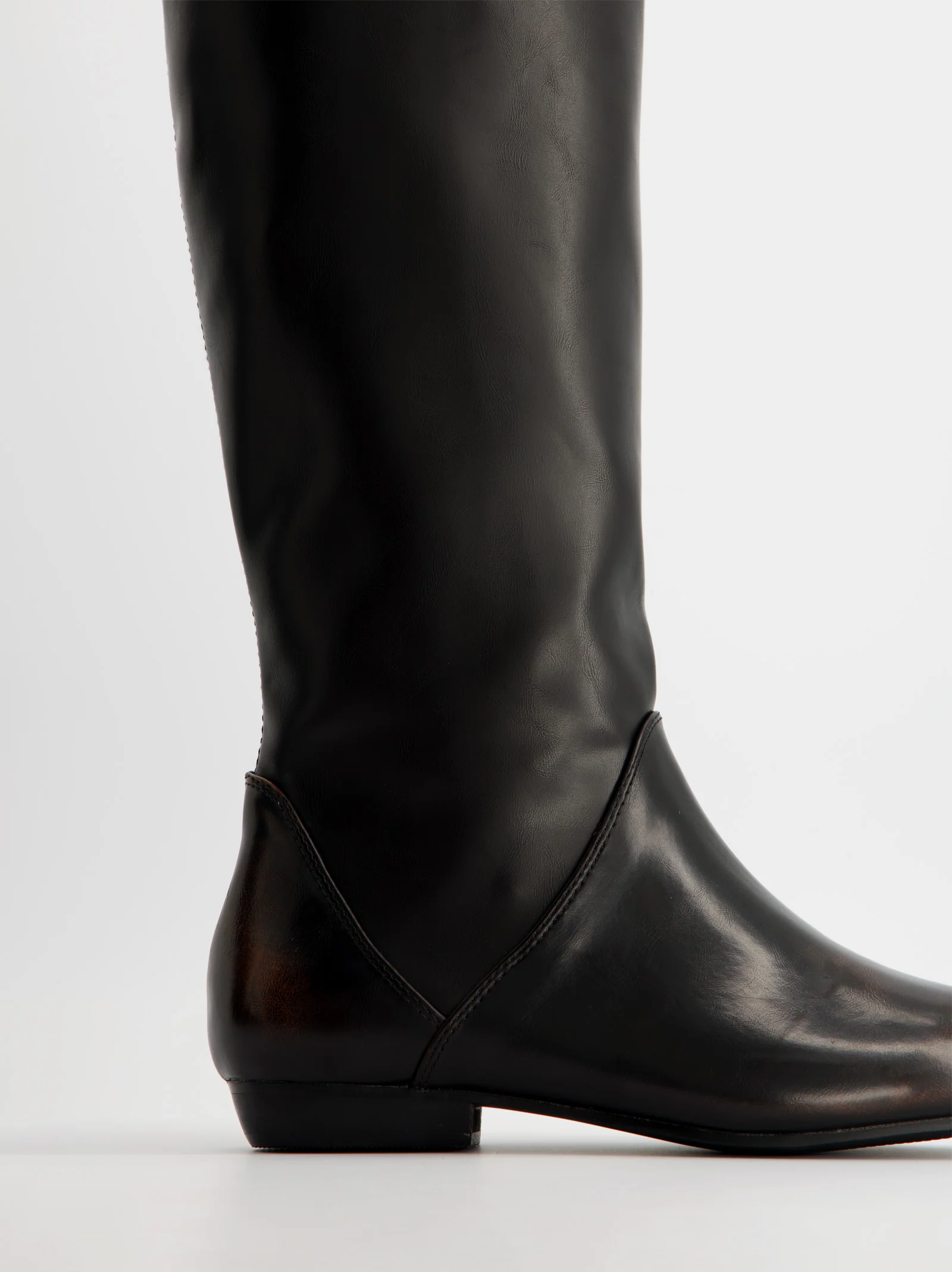 Botas planas de caña alta - ULK Aina - Image 2