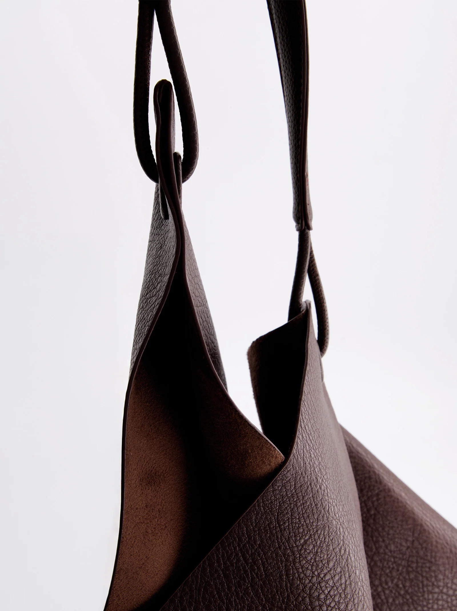 Bolso De Piel Marrón De Diseño Minimalista -Tiza - Image 3