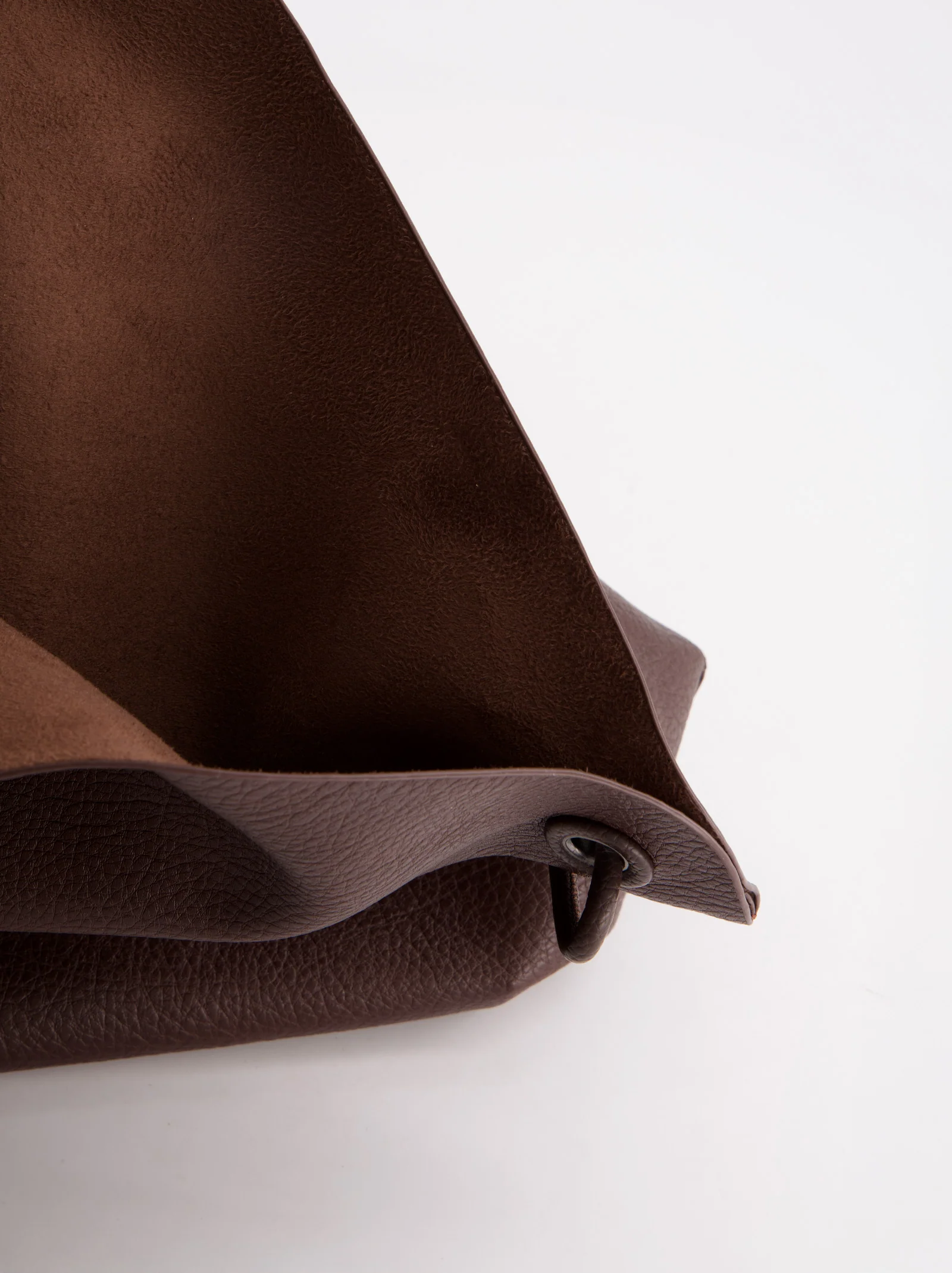 Bolso De Piel Marrón De Diseño Minimalista -Tiza - Image 6