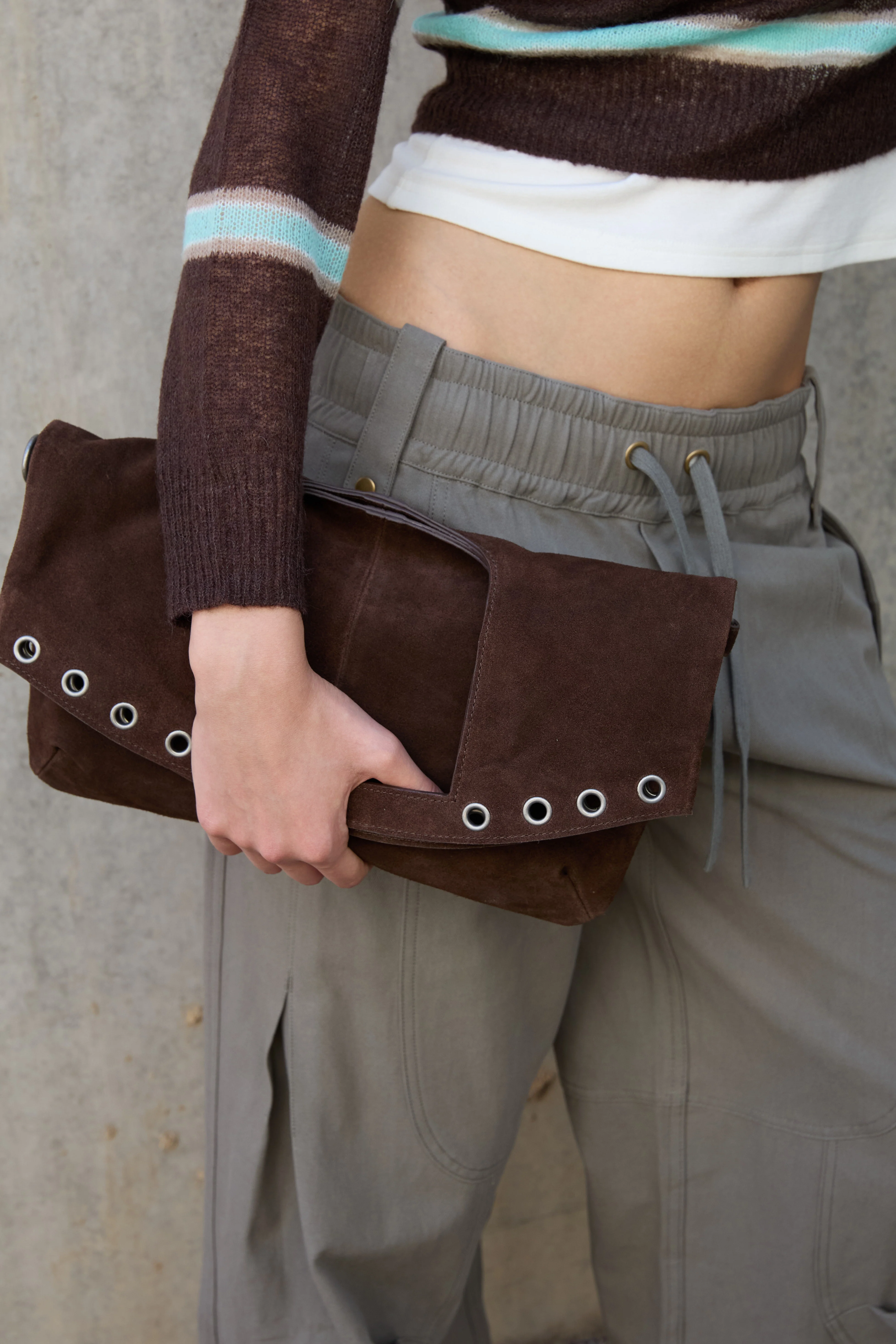 Bolso De Piel Serraje Marrón Con Asa Extraíble -Tini - Image 2