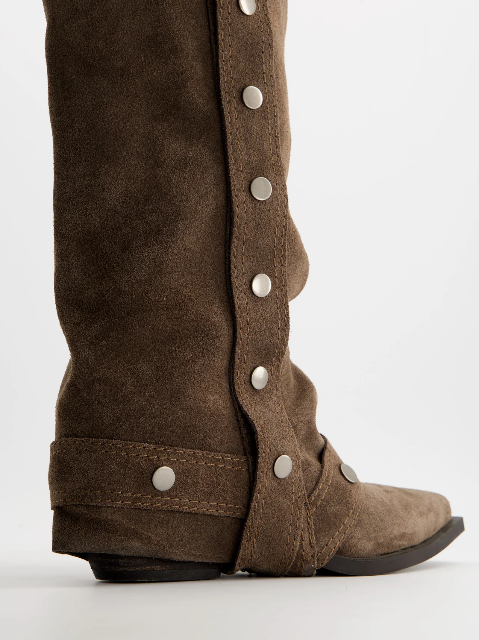 Botas cowboy de ante con tachuelas - Kendal - Image 5