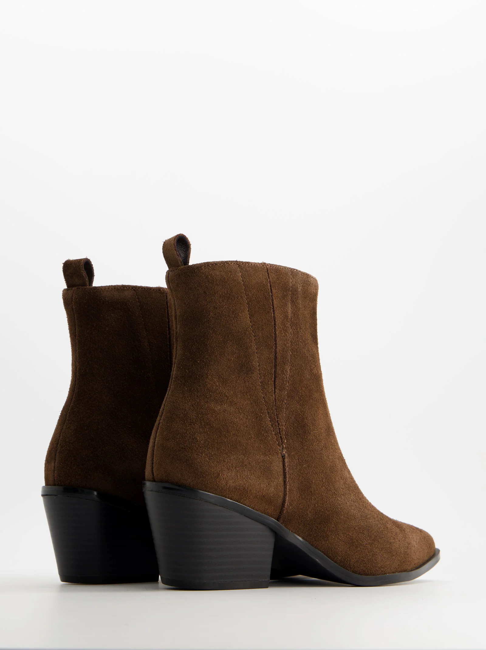 Botines de ante con tacón - Ulk Ainara - Image 3