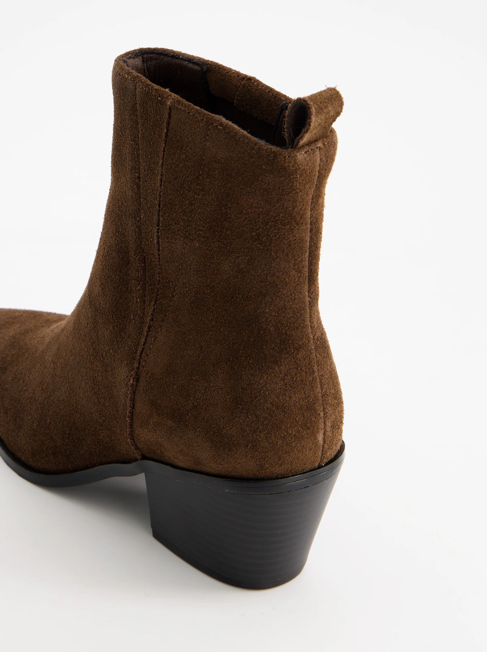 Botines de ante con tacón - Ulk Ainara - Image 5