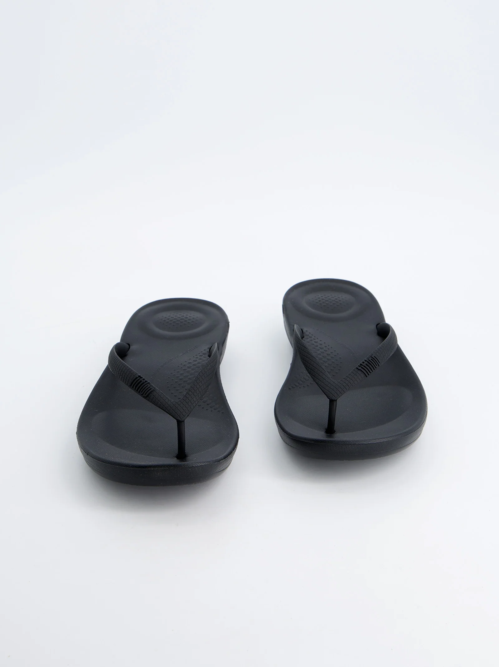Chancla de dedo con suela ergonómica - Fitflop Iqushion - Image 5