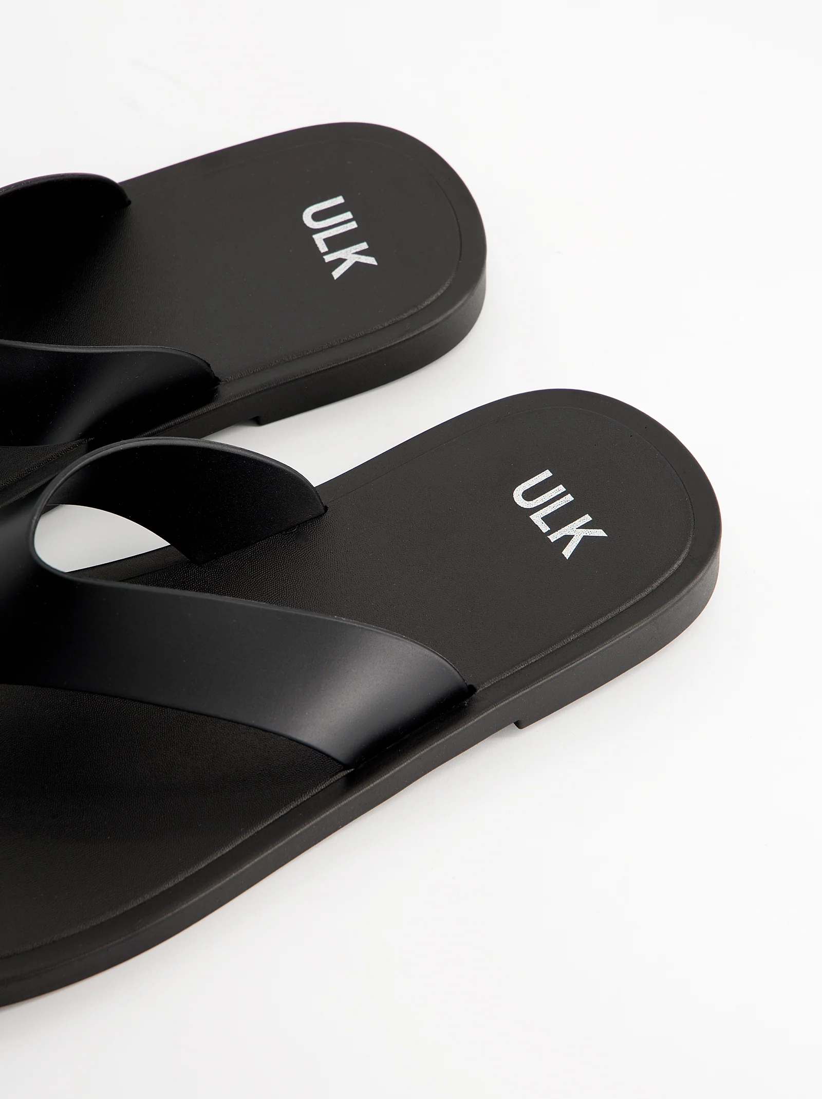 Chanclas negras de dedo efecto mate - Strik - Image 5
