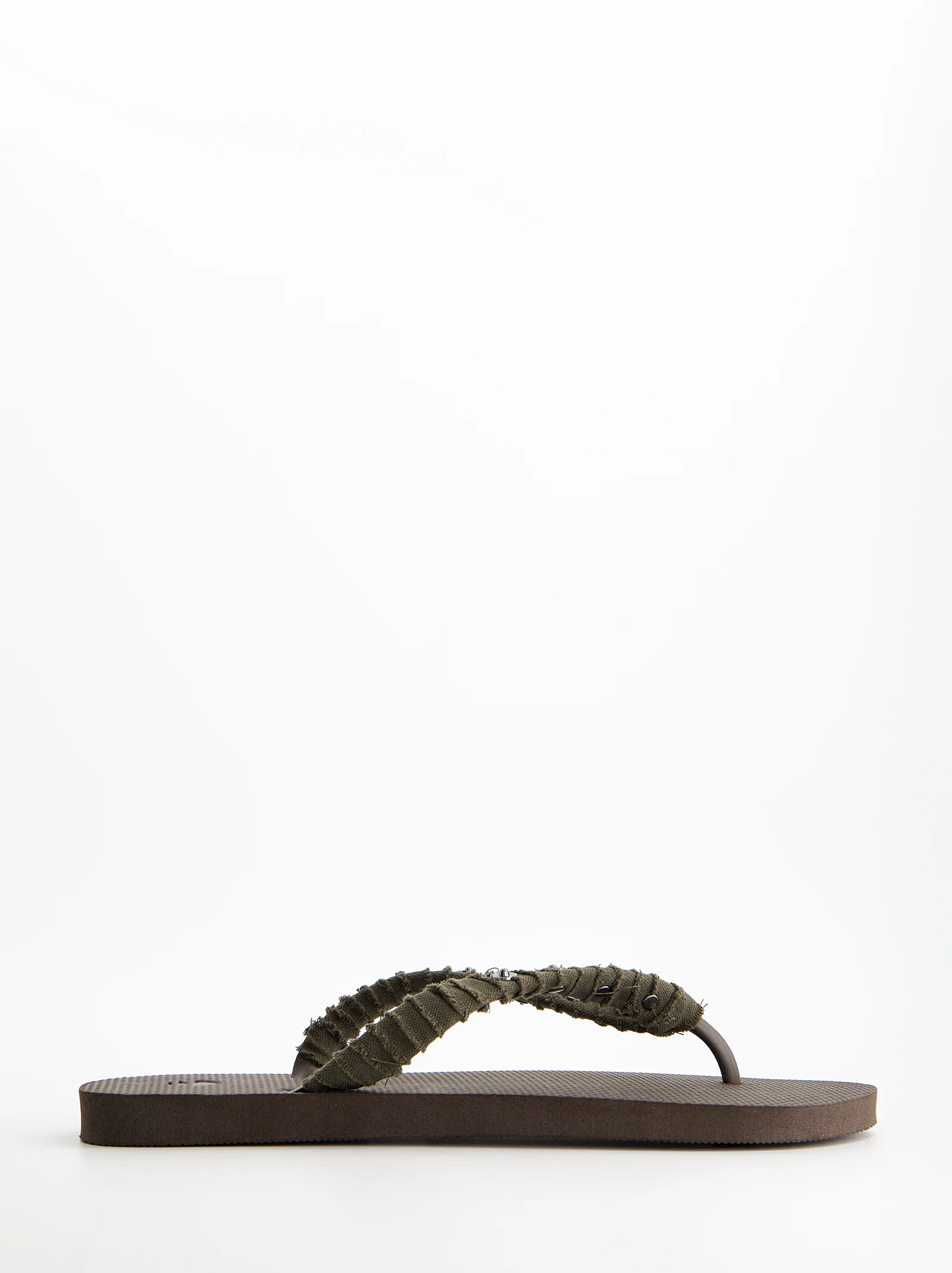 Chanclas revestidas en tejido y detalles metálicos - Jagger - Image 3