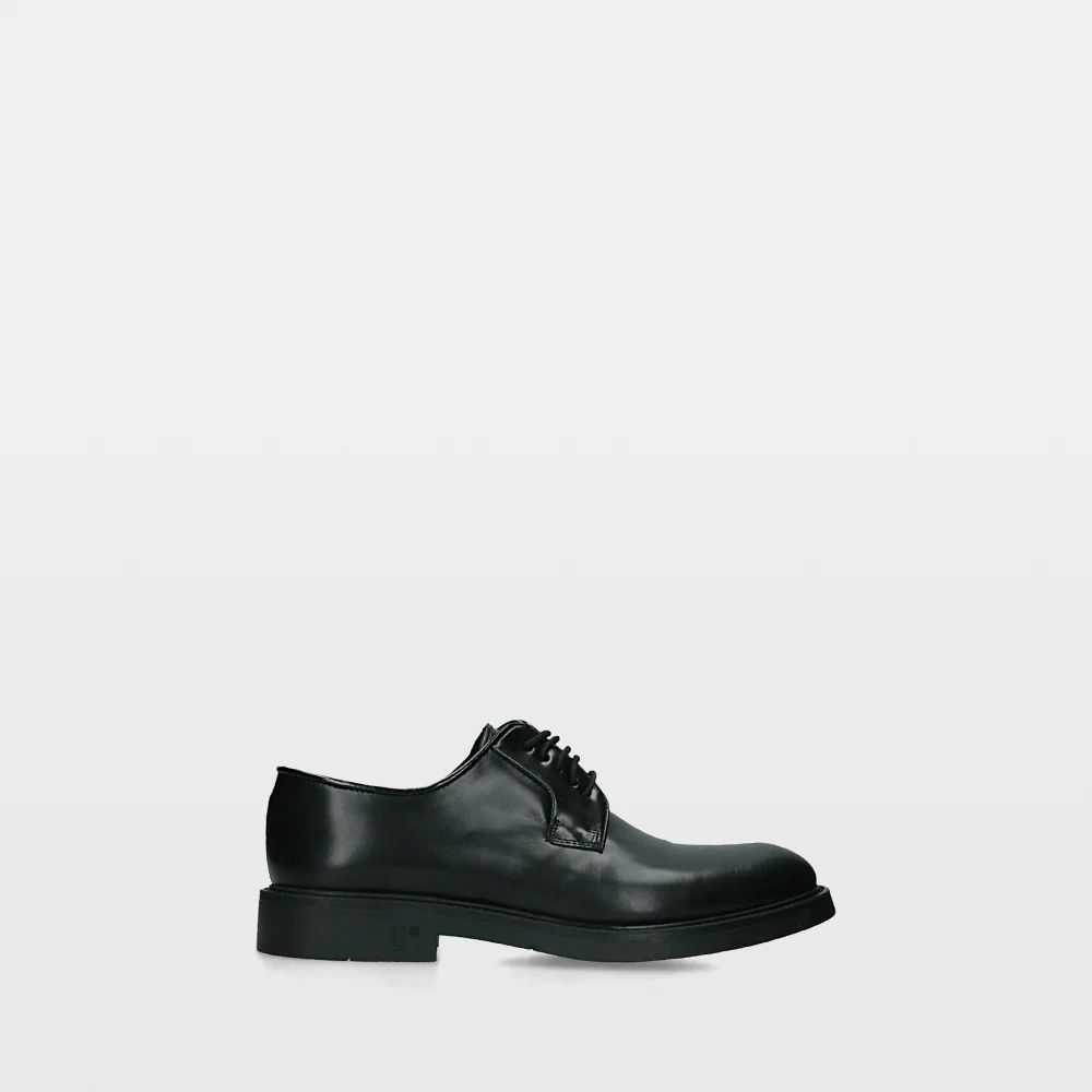 Essentials by Ulanka Carter - Mocasines