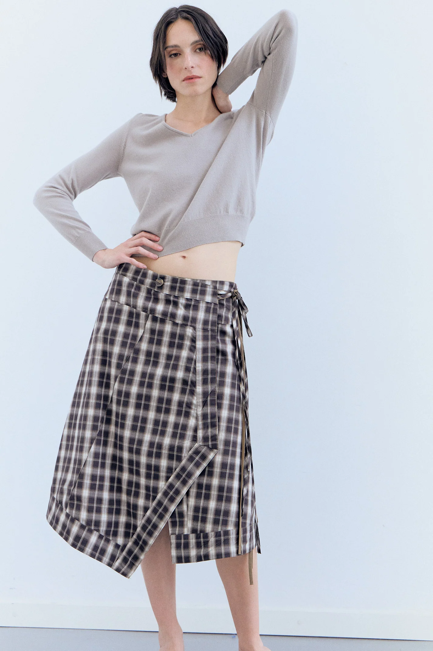 Falda midi reversible de corte asimétrico - Elan - Image 2