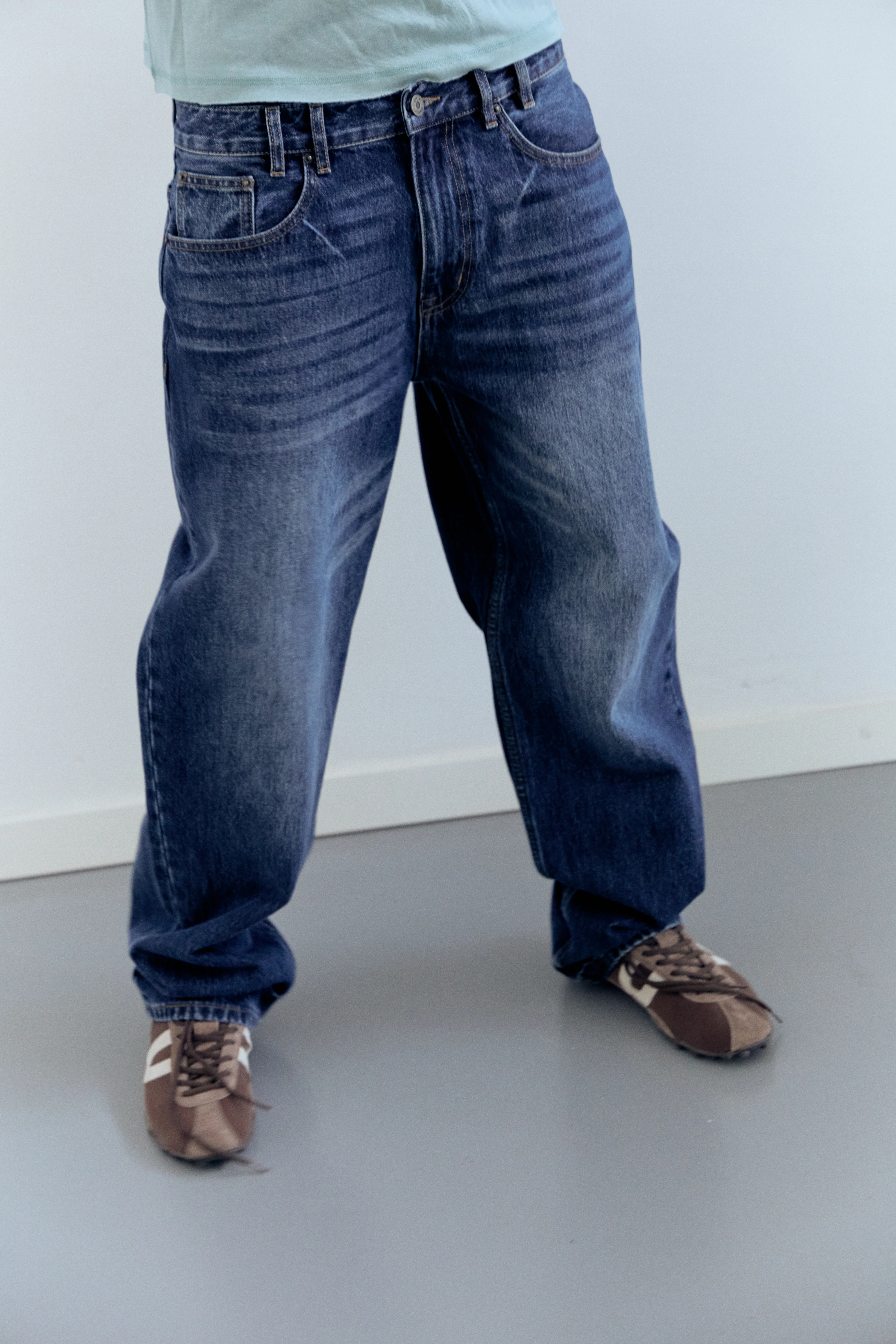 Jeans straight fit efecto lavado Thik