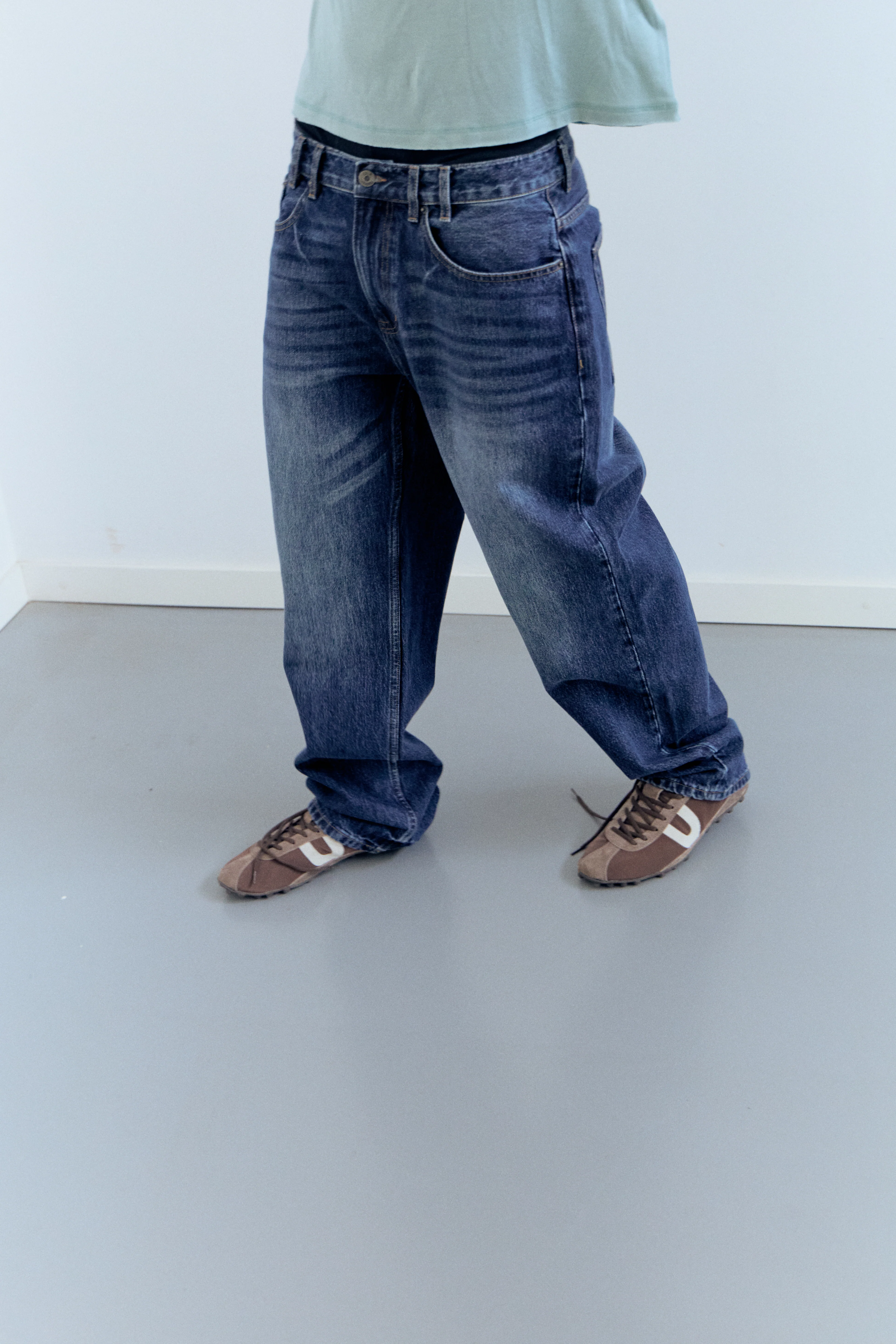 Jeans straight fit efecto lavado Thik - Image 2