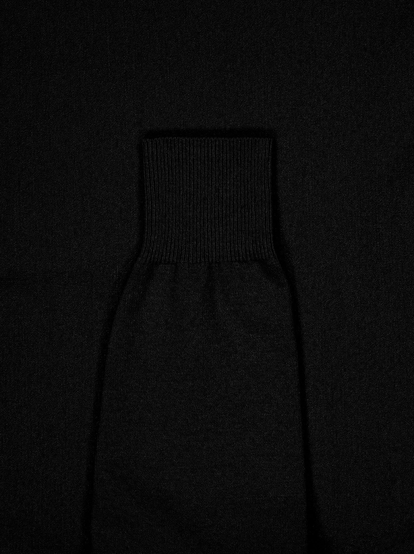 Jersey de punto con cuello en V Fae - Image 5