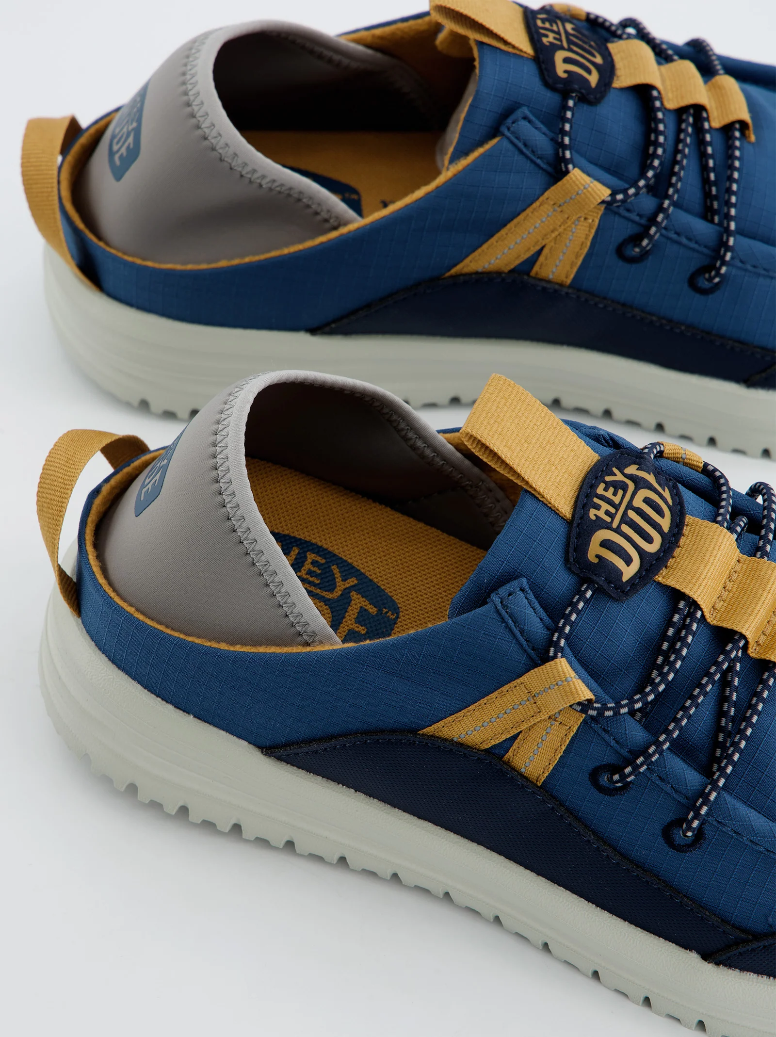 Mocasines Estilo Náutico Hey Dude Wally Azul - Image 3