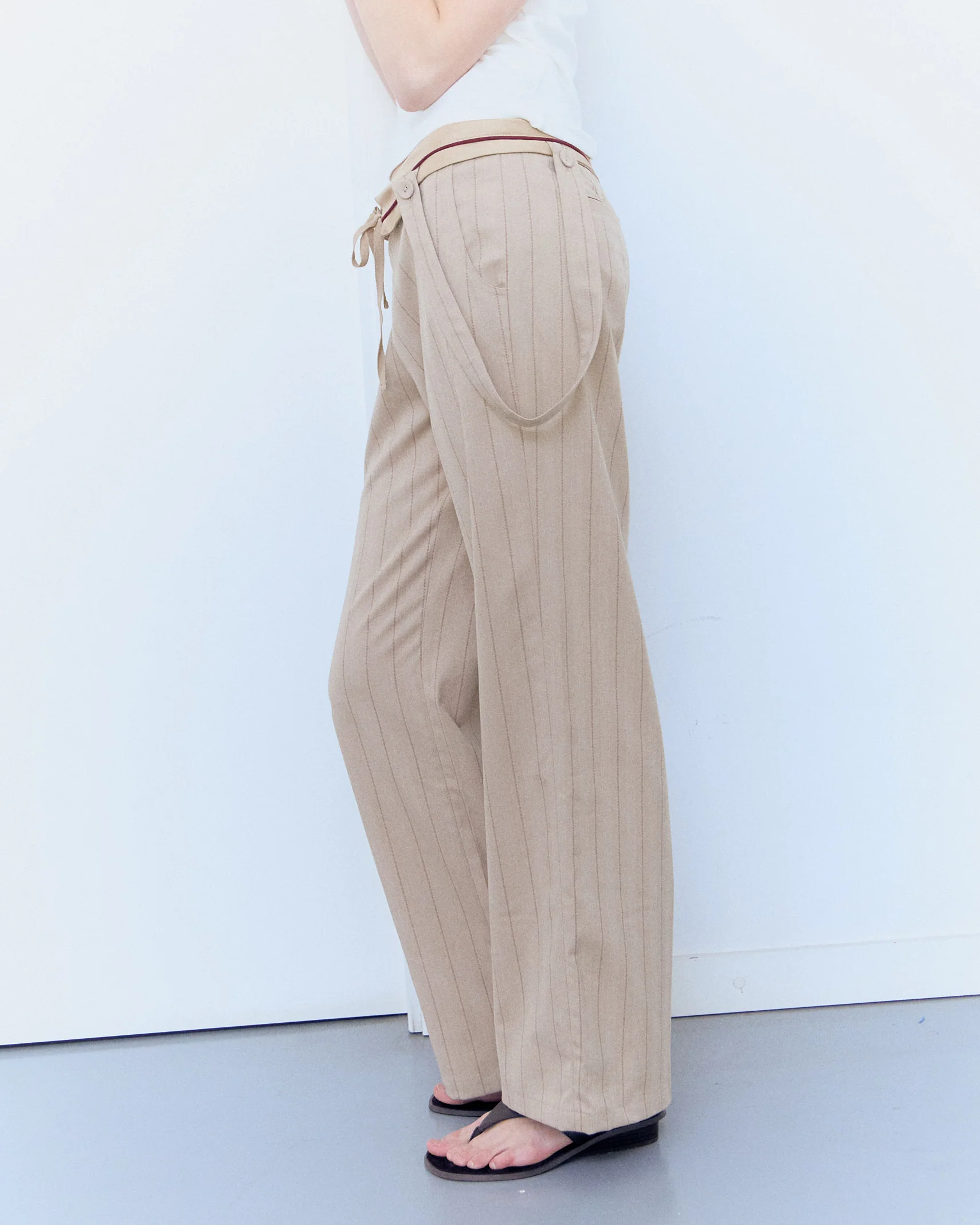 Pantalones raya diplomática oversize Yara - Image 4
