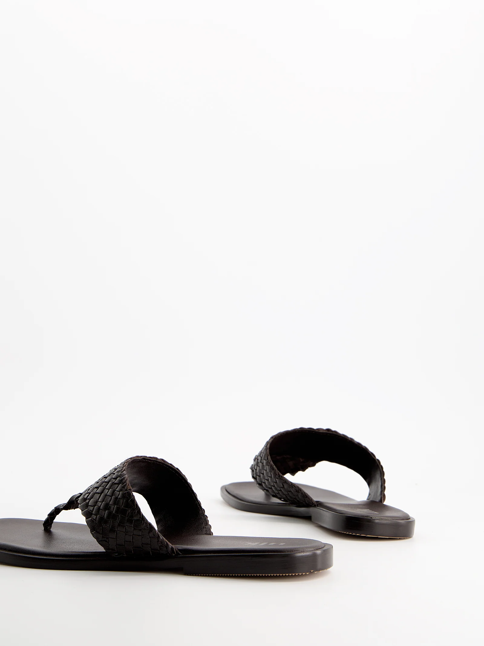 Sandalia thong de piel trenzada - Castor - Image 5