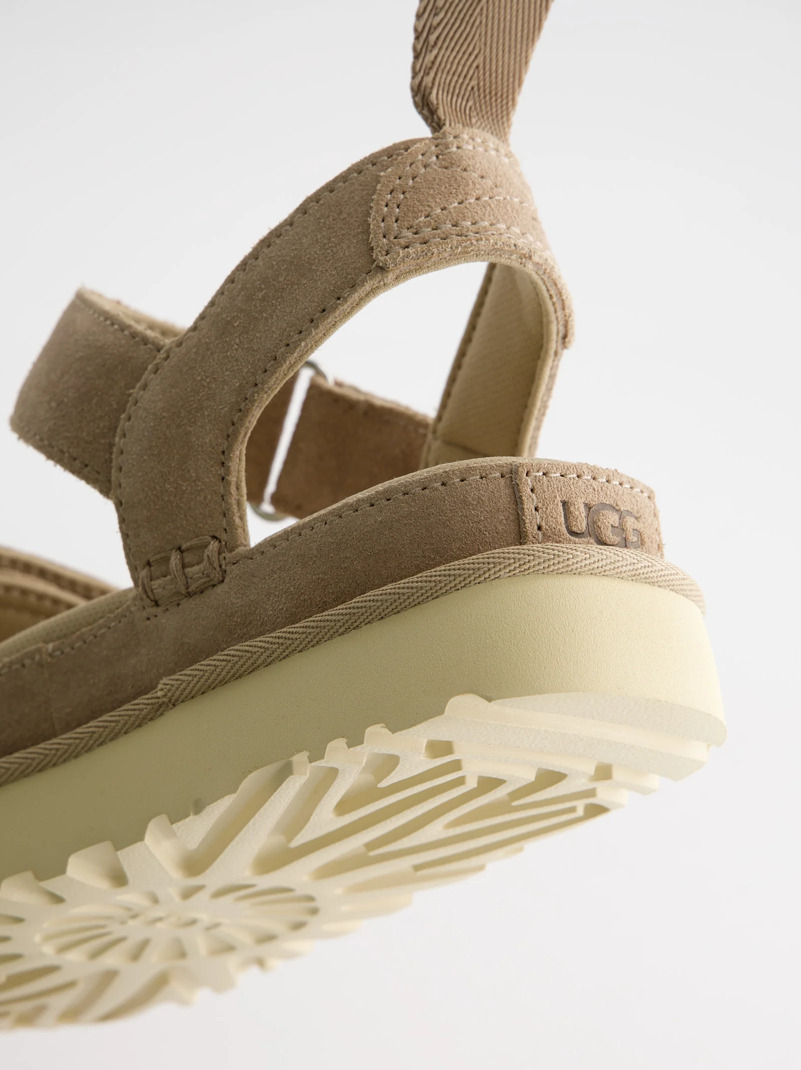 Sandalias de ante ajustables - UGG Golden - Image 3