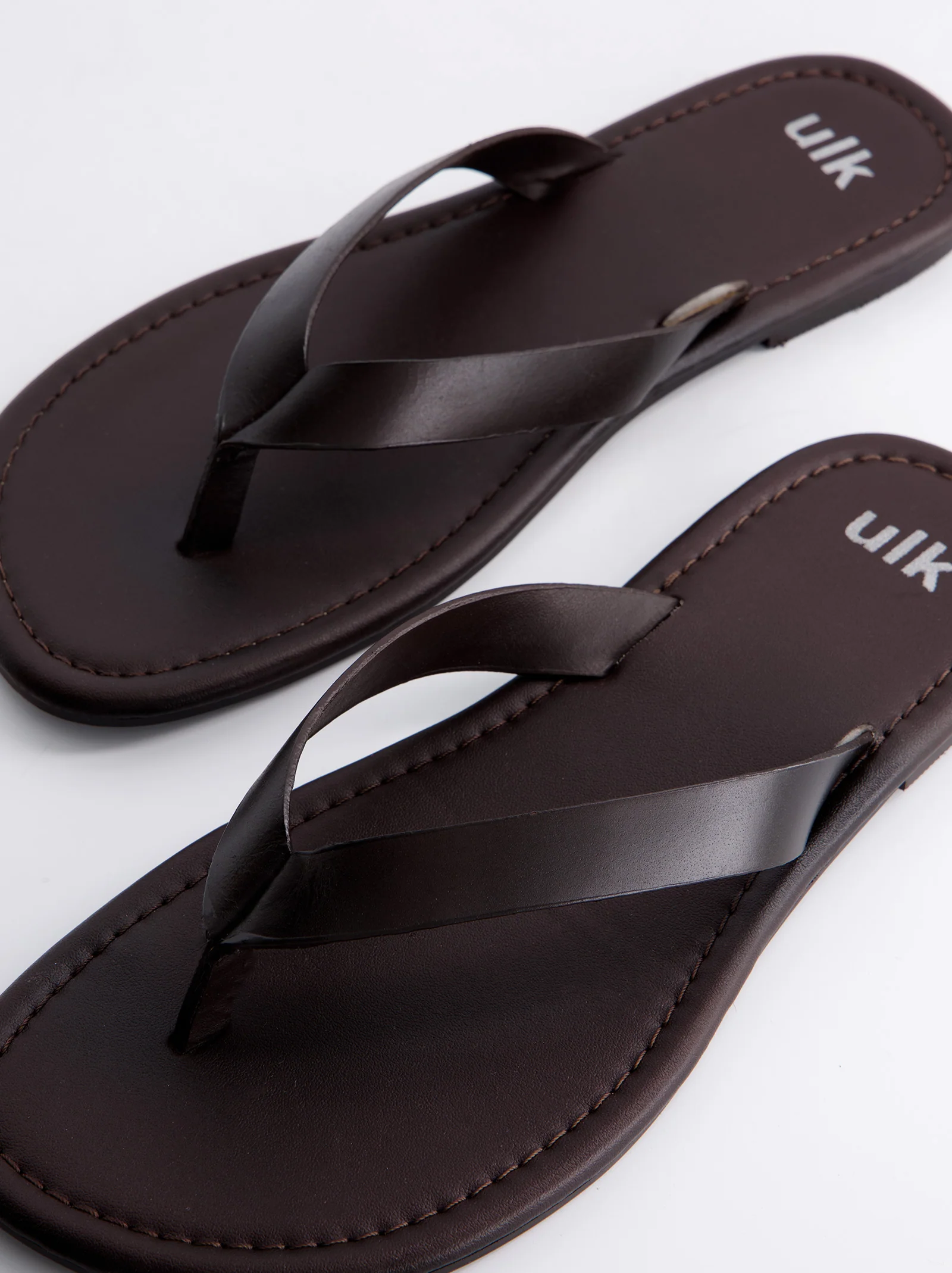 Sandalias Planas Marrones - Saturno - Image 3