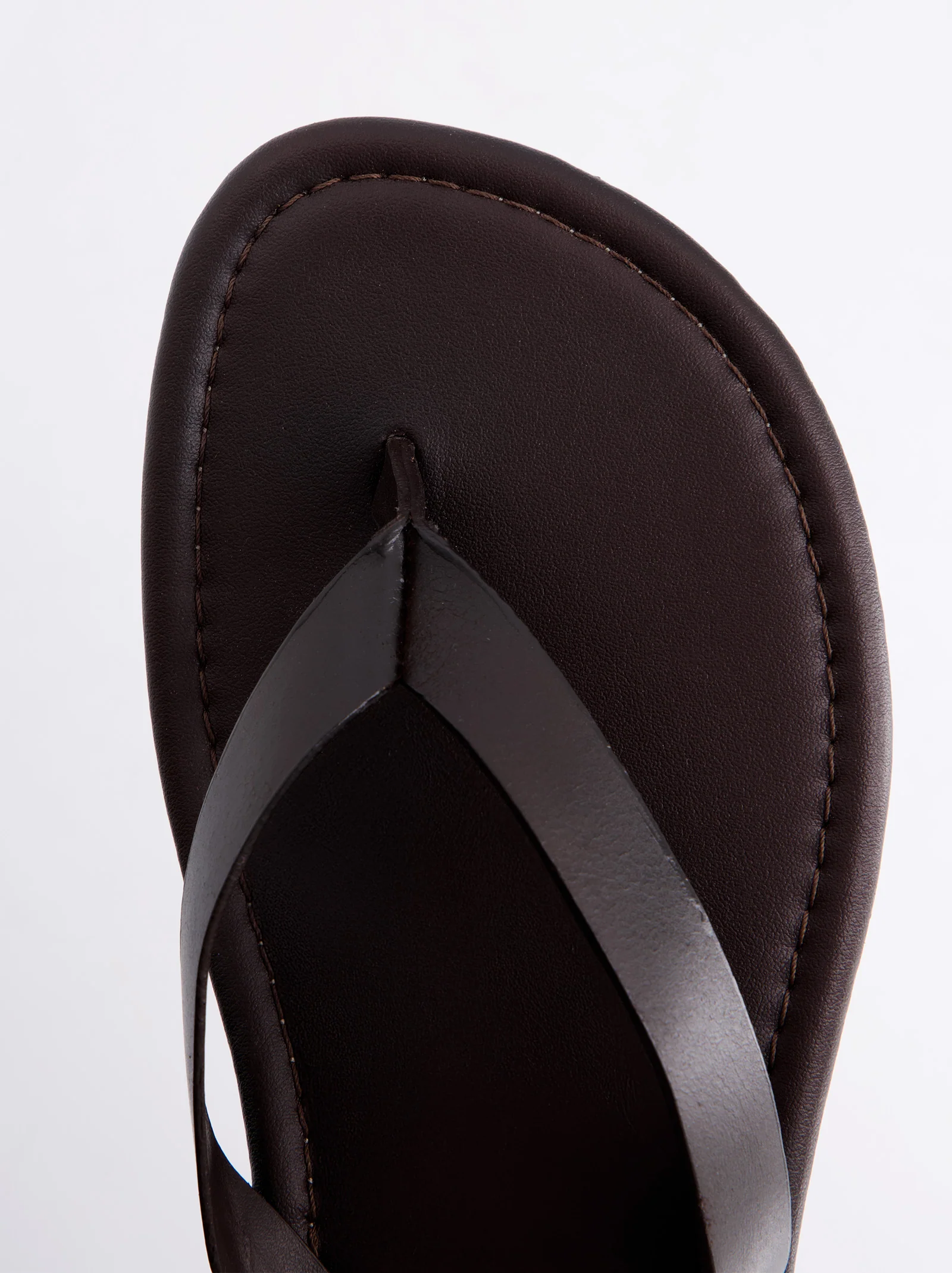 Sandalias Planas Marrones - Saturno - Image 4