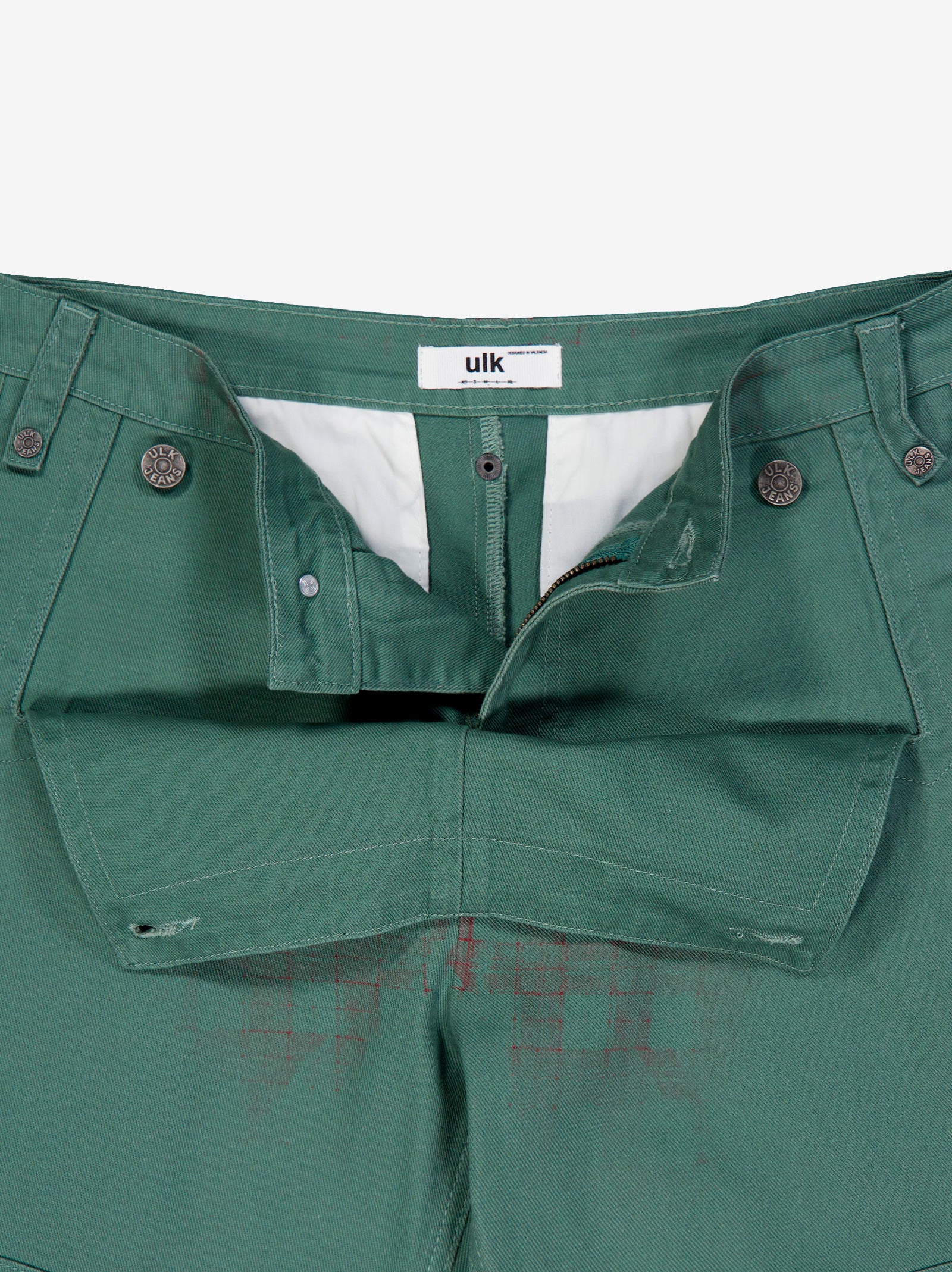 Short verde con detalle gráfico y botones metálicos - Lira - Image 3