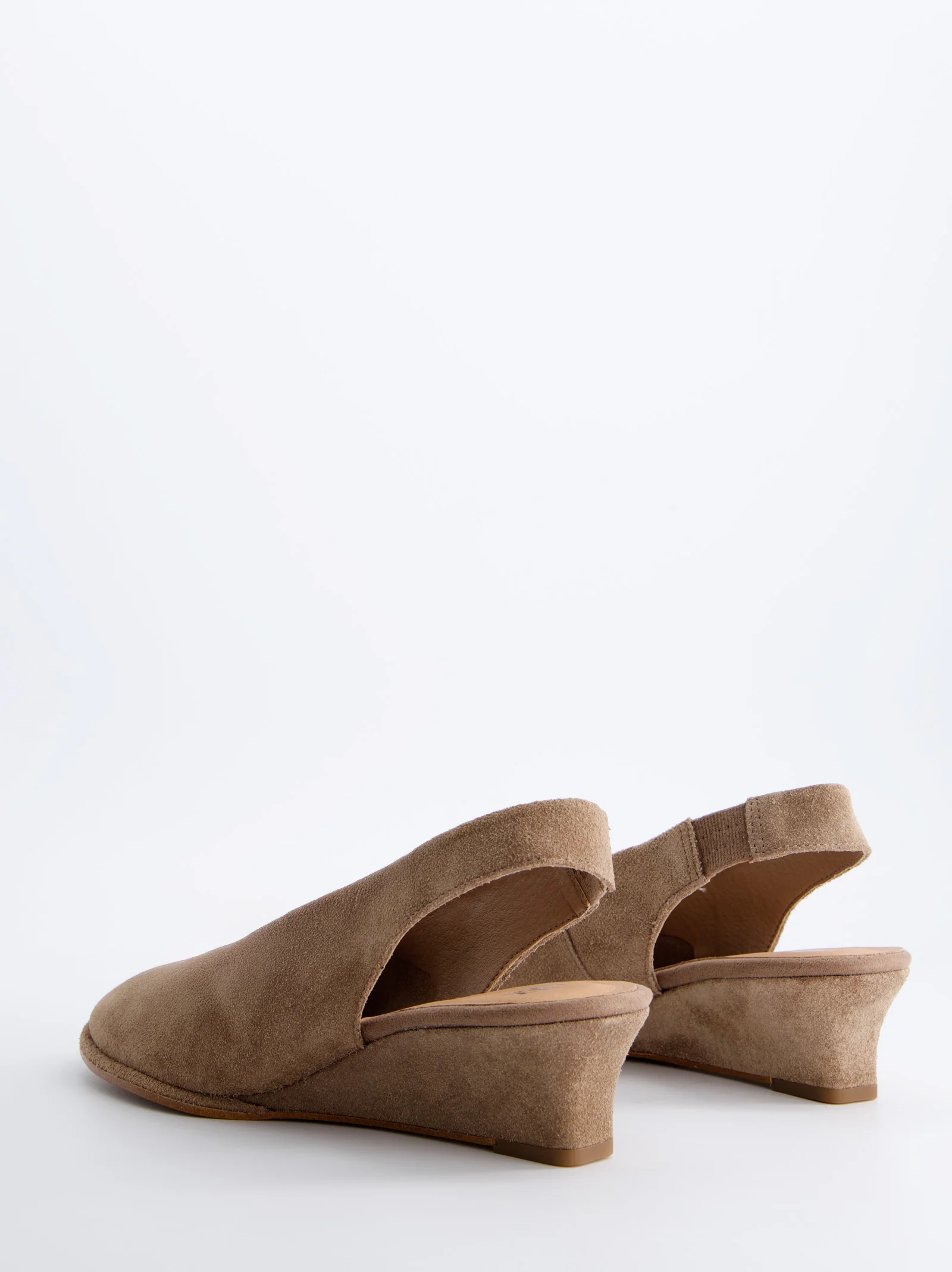 Zapato De Cuña De Ante Beige -Selein - Image 4