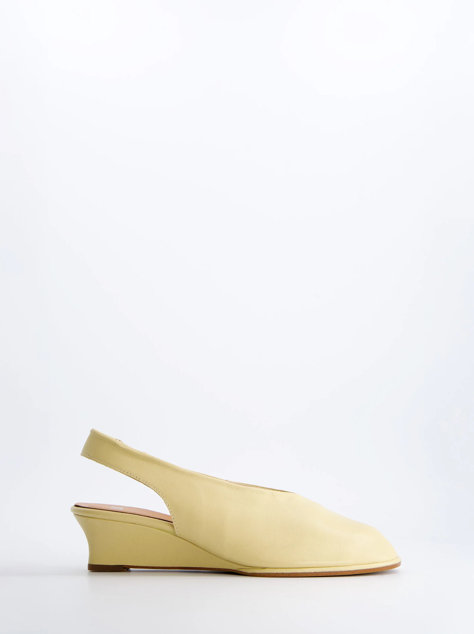 Zapato De Cuña De Piel Amarillo - Selein