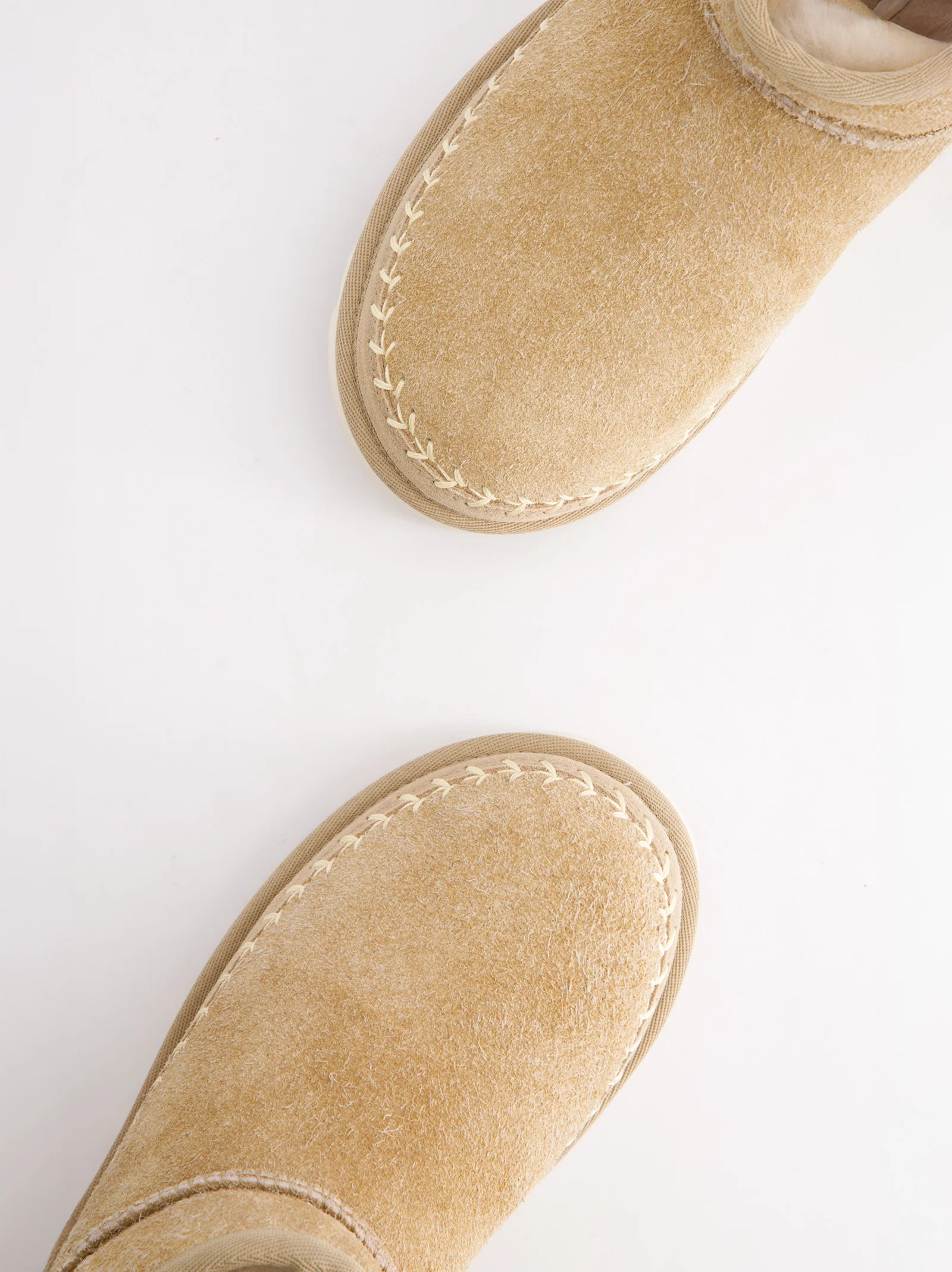UGG Classic Ultra Mini Biarritz - Botines de ante - Image 3