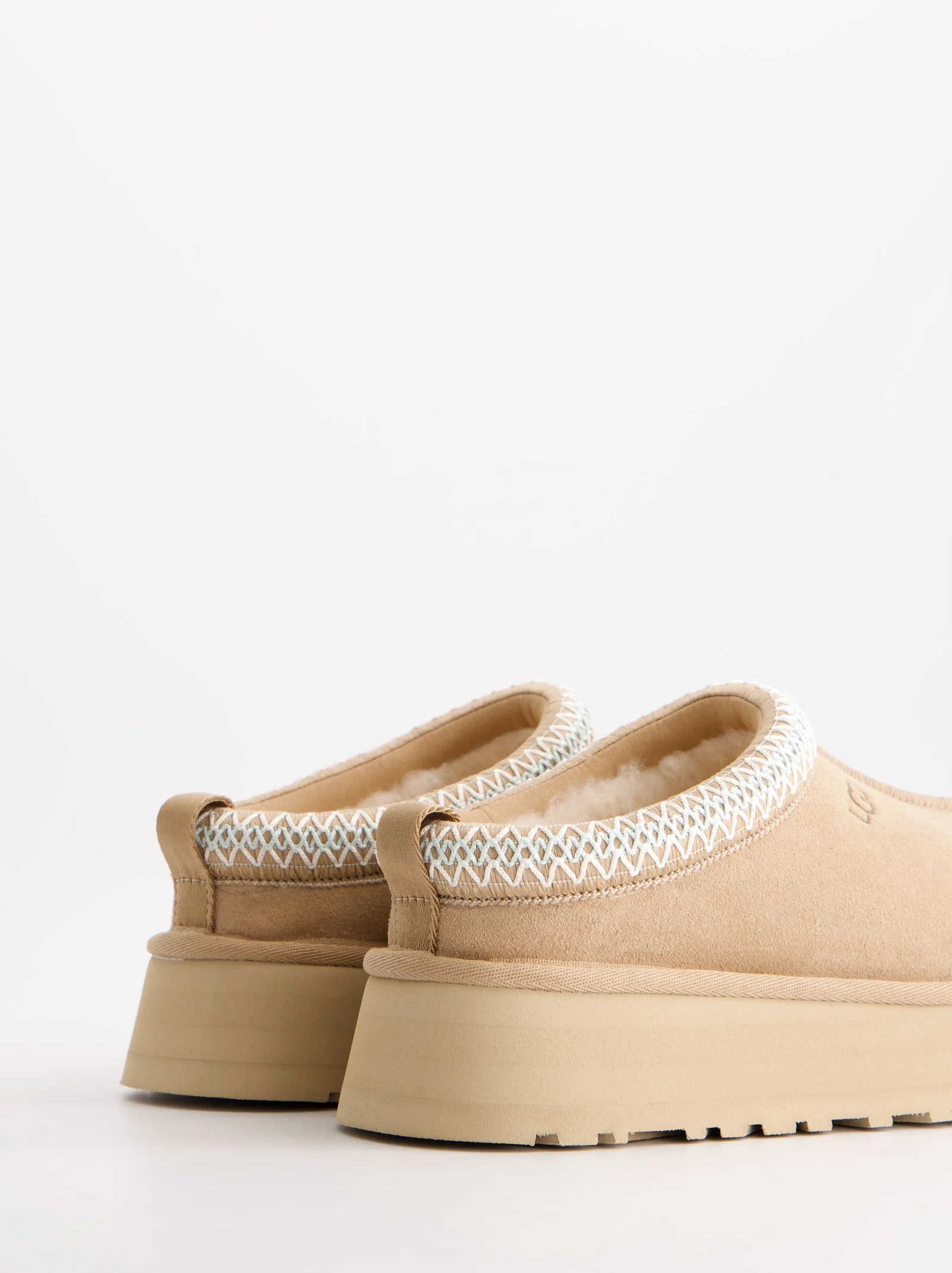 UGG Tazz II - Zuecos de ante con plataforma - Image 5