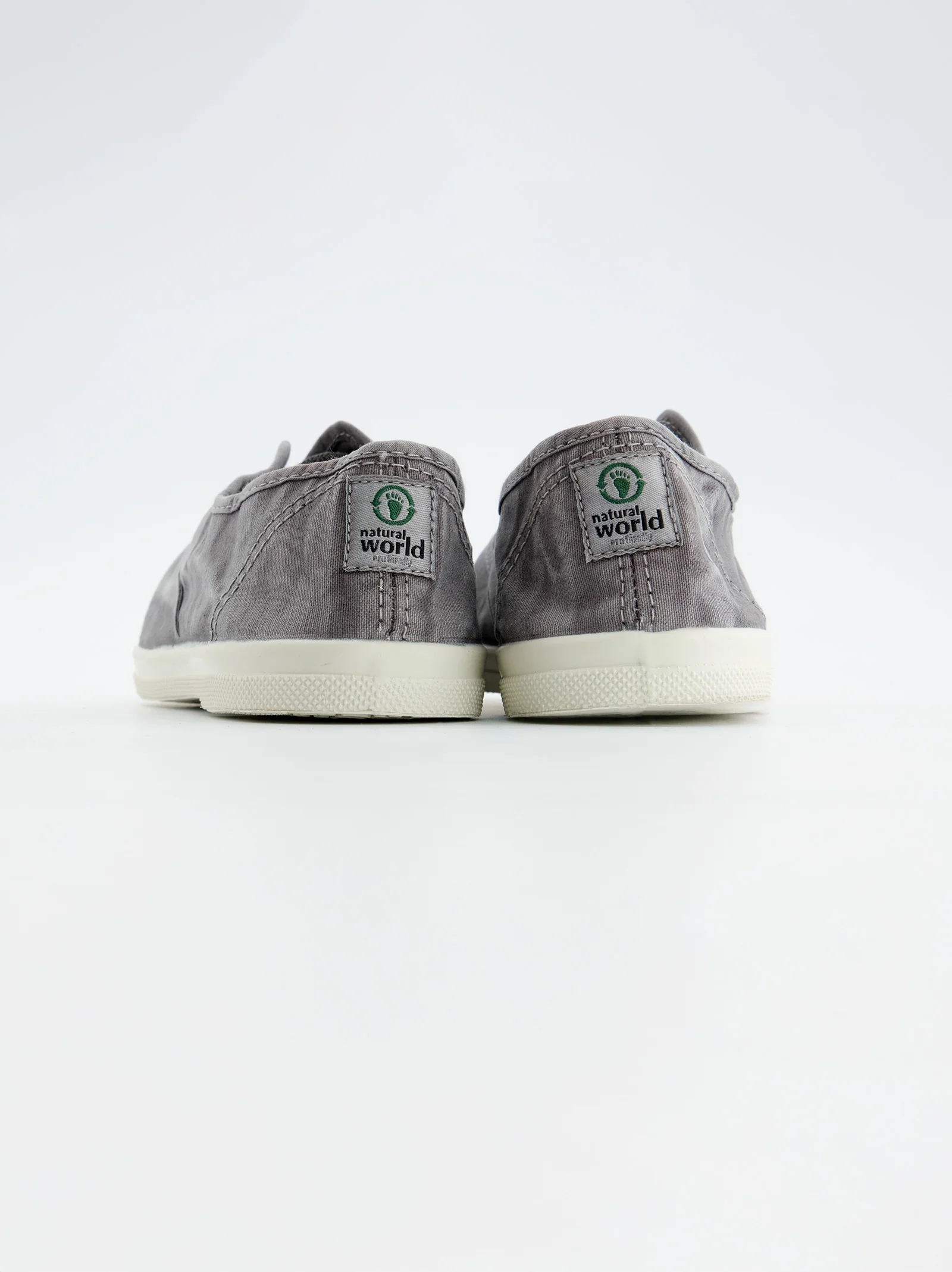 Zapatillas De Lona Gris Lavado - Natural Wold - Image 3