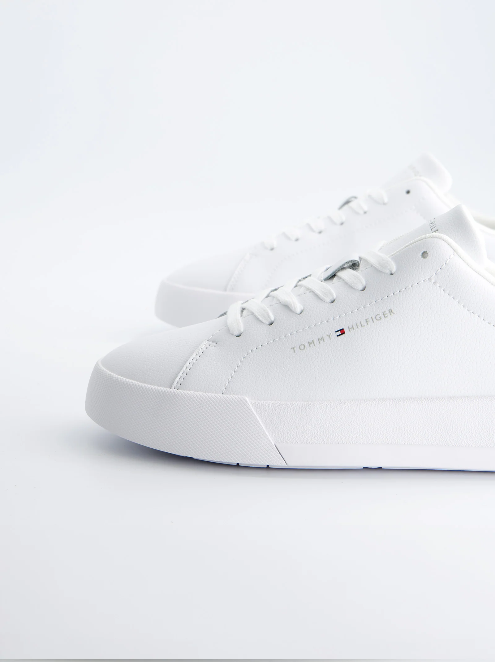 Zapatilla Tommy Hilfiger Blanca - Image 4