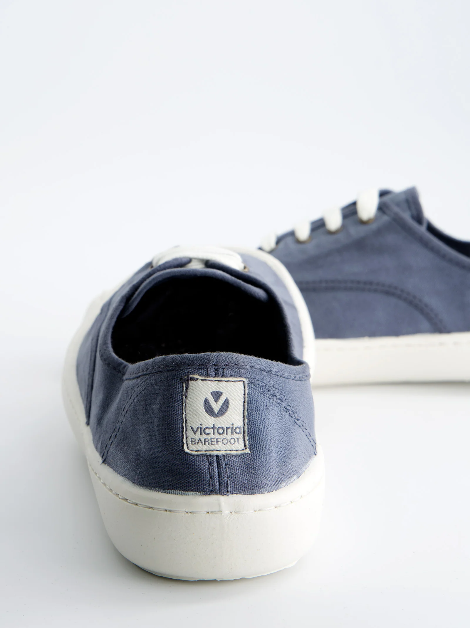 Zapatilla Victoria Barefoot Azul - Image 5