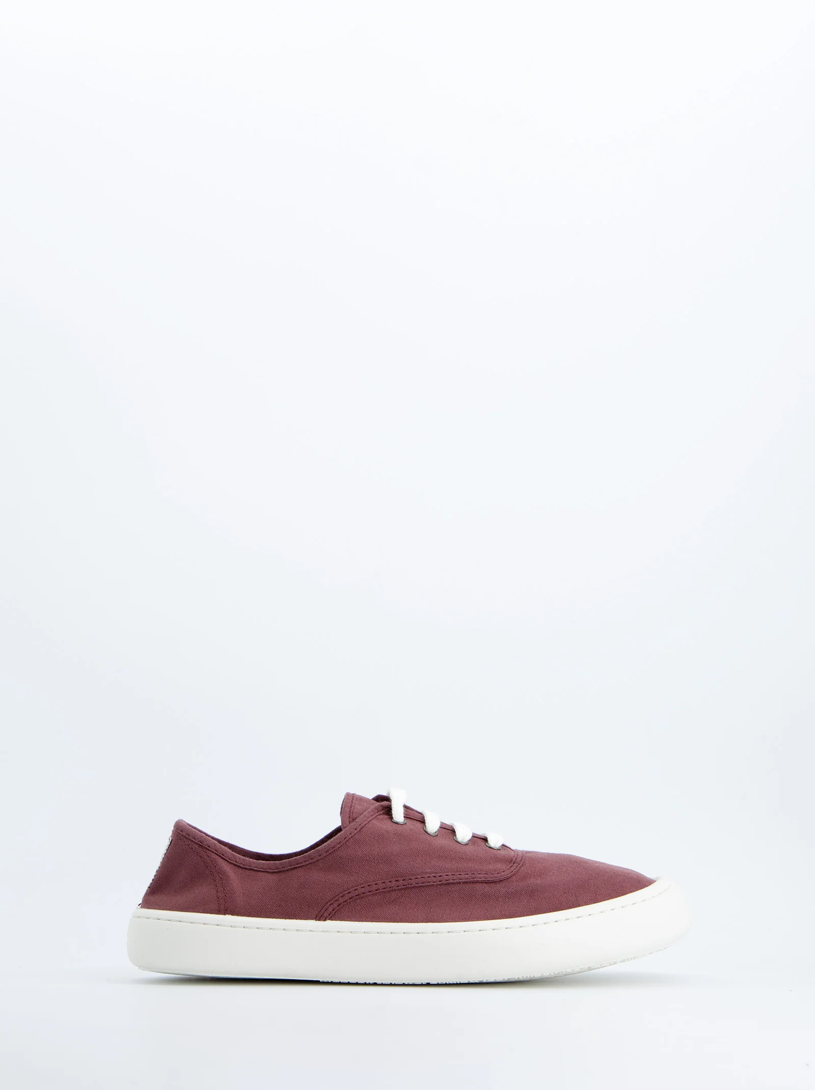 Zapatilla Victoria Barefoot Granate
