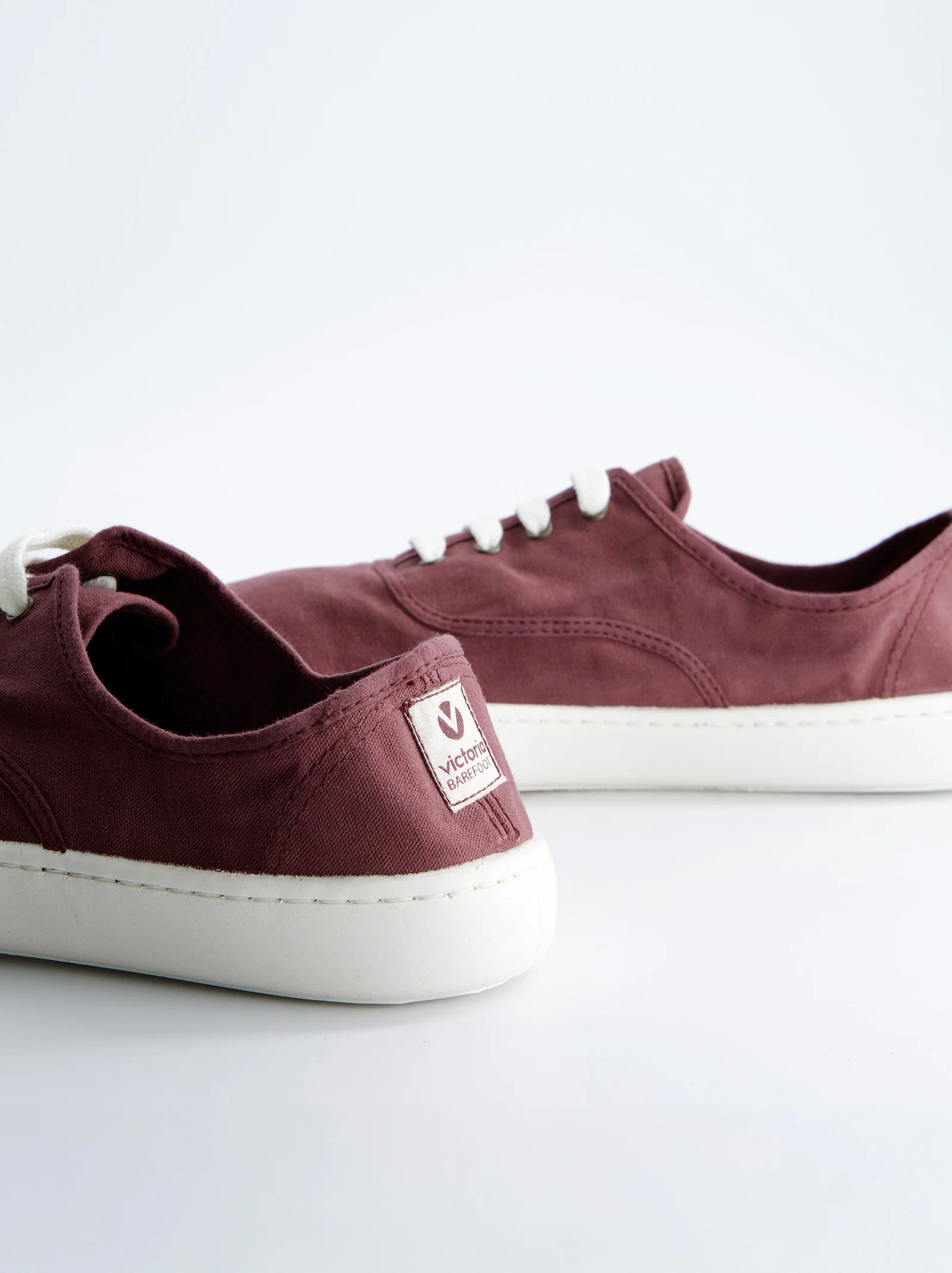 Zapatilla Victoria Barefoot Granate - Image 5