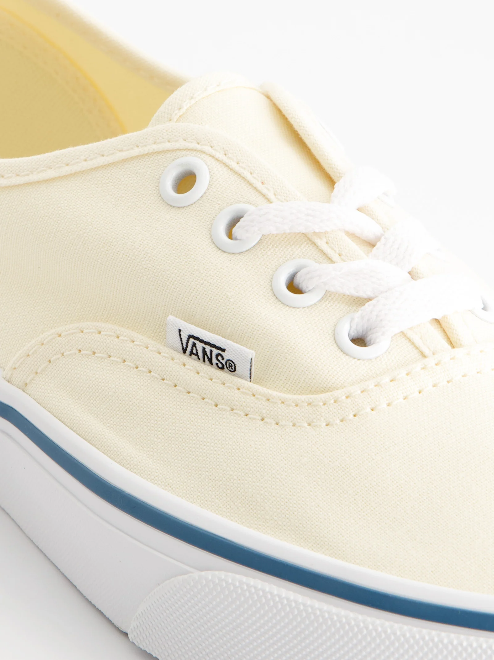 Zapatillas deportivas de caña baja - Vans Authentic - Image 4