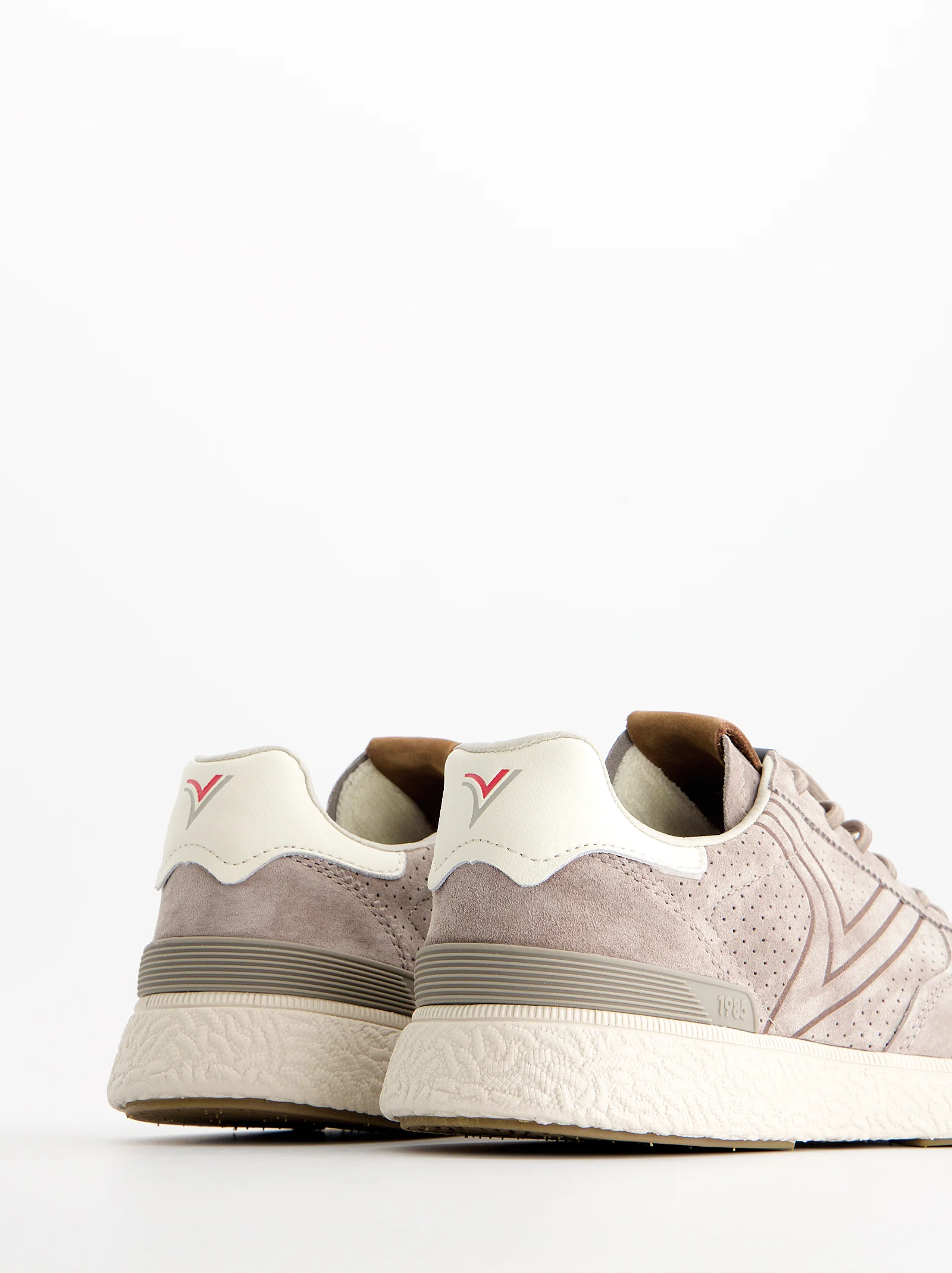 Zapatillas deportivas en ante - Victoria Anima - Image 5