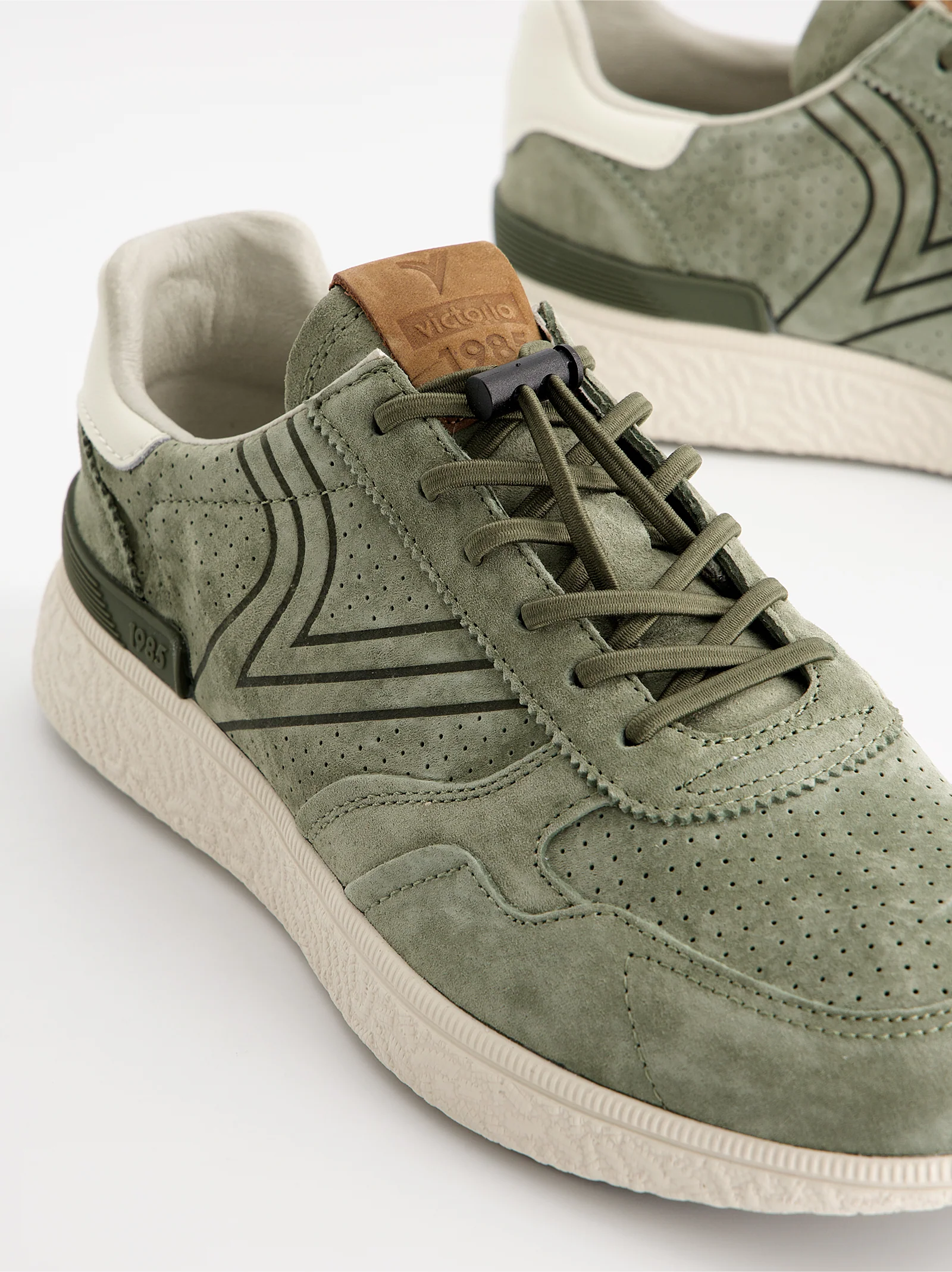 Zapatillas deportivas en ante - Victoria Anima - Image 2