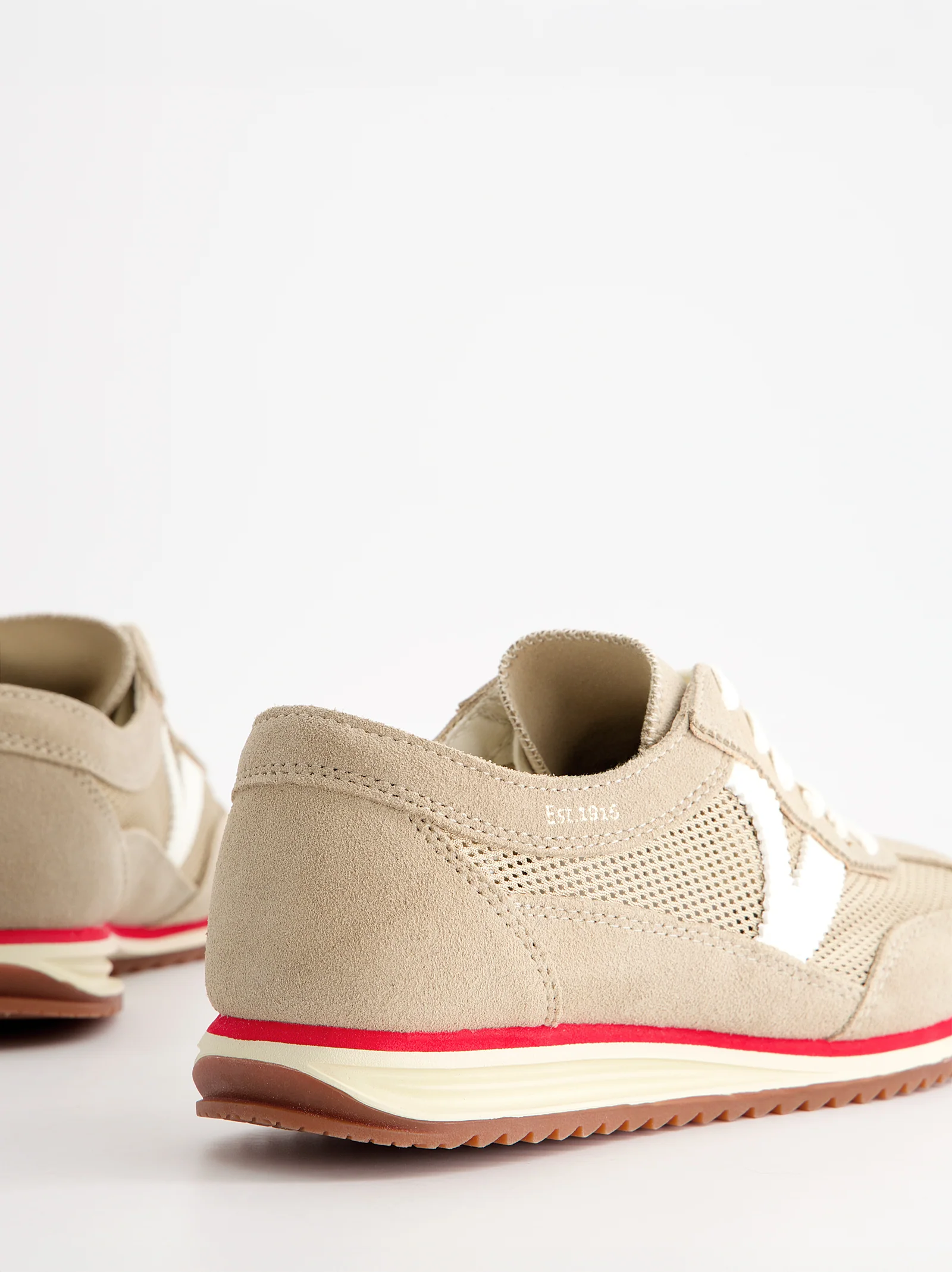 Zapatillas retro de ante y rejilla - Victoria Saturno - Image 4