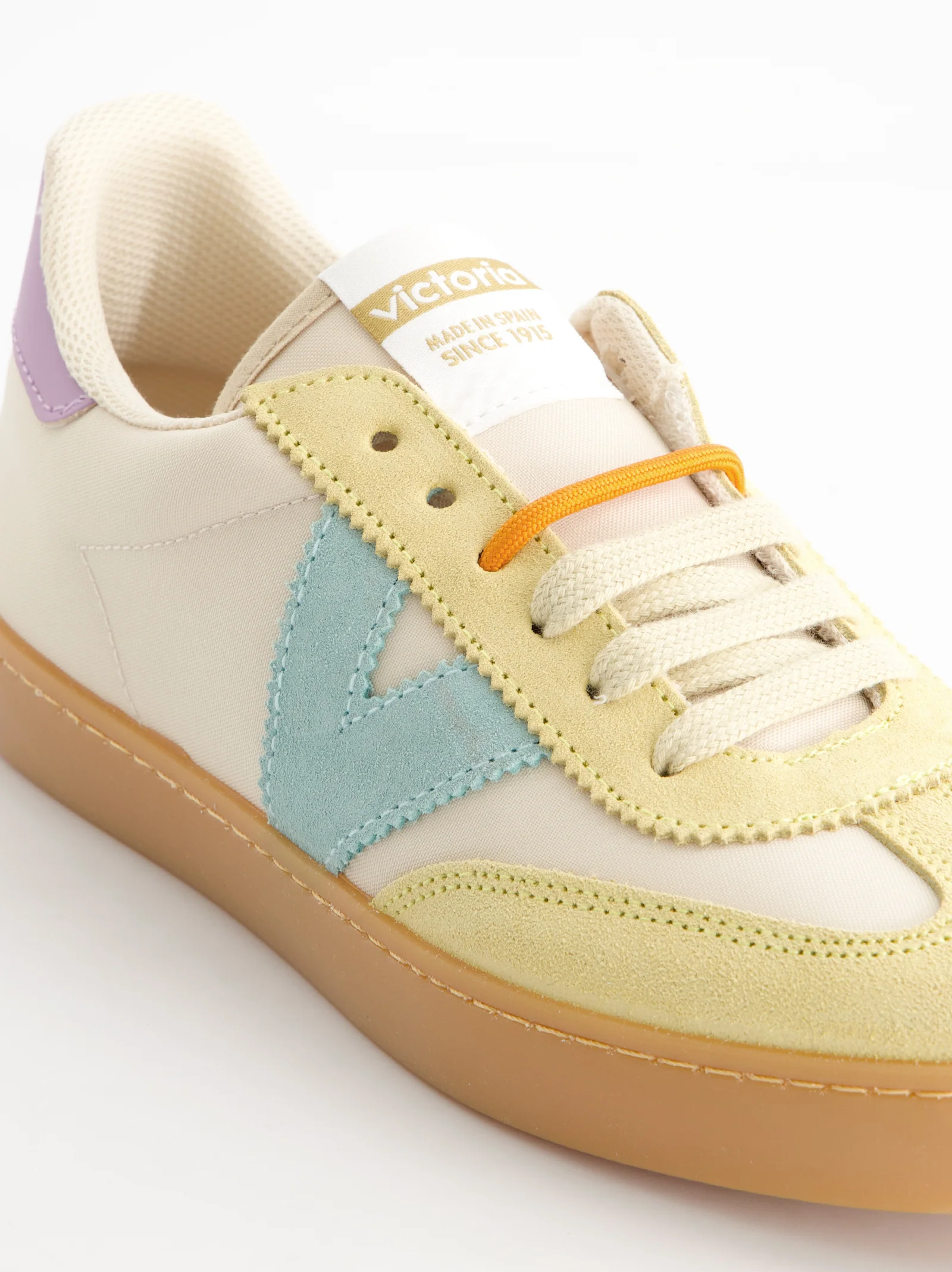 Zapatillas retro detalles en ante - Victoria Berlín - Image 2