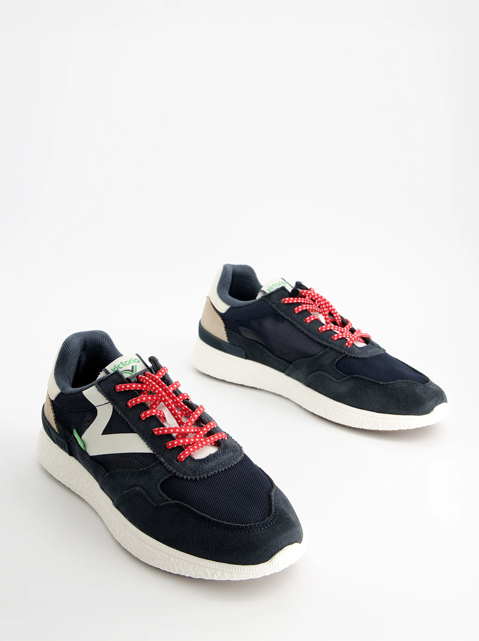Zapatillas running retro detalles en ante - Victoria Wing Evo - Image 5